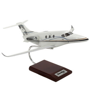 Collections General and Business airplane model