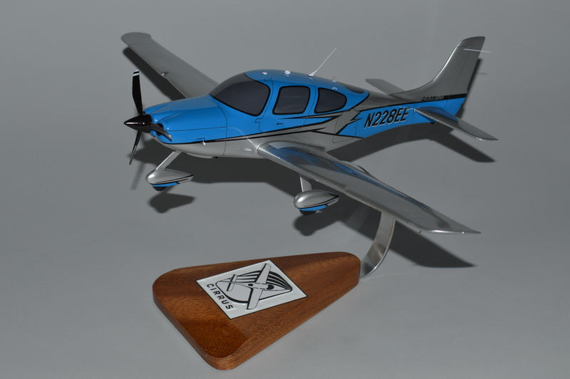 SR22 Cirrus airplane model