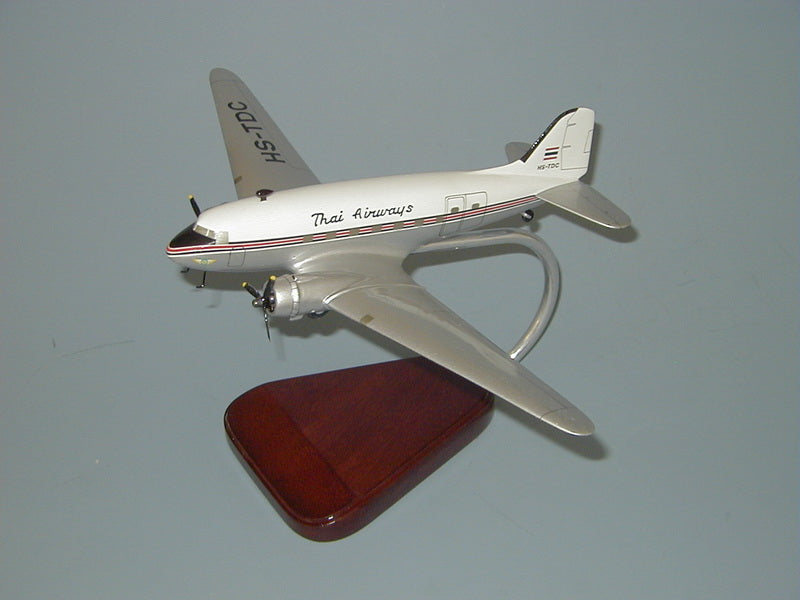 DC-3 / Thai Airways – Scalecraft