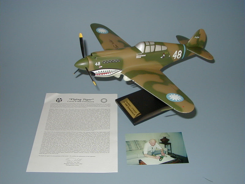 Curtiss P-40B Tomahawk (signed)