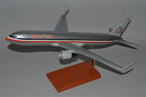 Boeing 767-300 American Airlines