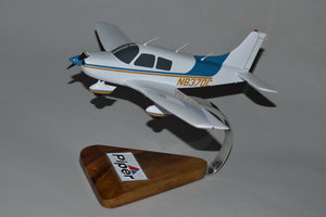 Piper Cherokee model aircraft