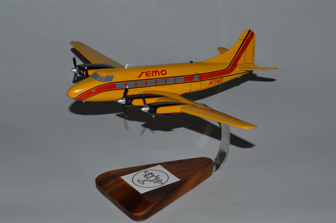 DH114 Heron model airplane