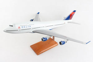 Delta Airlines 747-400 scalecraft airplane model