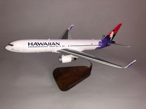 Boeing 767-300 Hawaiian Airlines with winglets