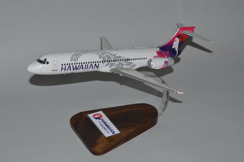 Hawaiian Airlines B717 model airplane