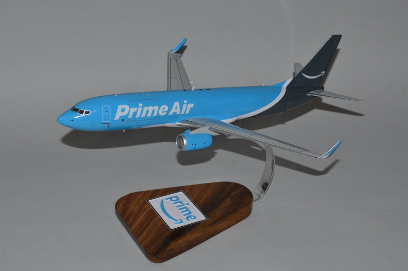 Prime Air B737-800 model airplane