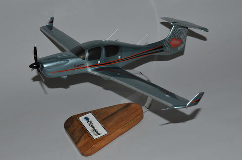 Diamond DA-50RG mahogany wood model airplane