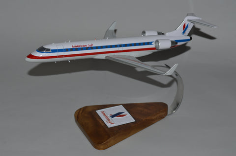 CRJ-700 American Eagle