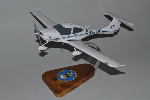 T-52A Diamond USAF Academy model airplane trainer