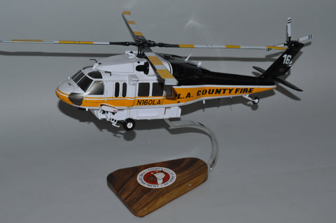 Sikorsky S-70 UH-60 Fire Hawk LA County Fire