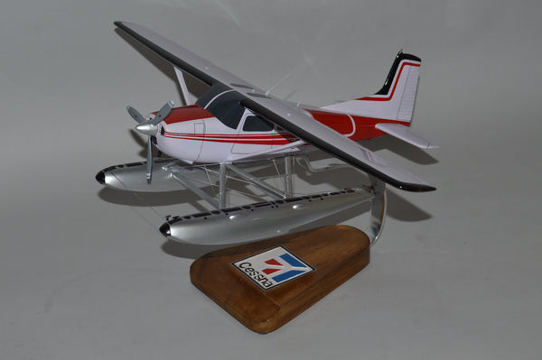 Cessna 185 Skywagon Floatplane