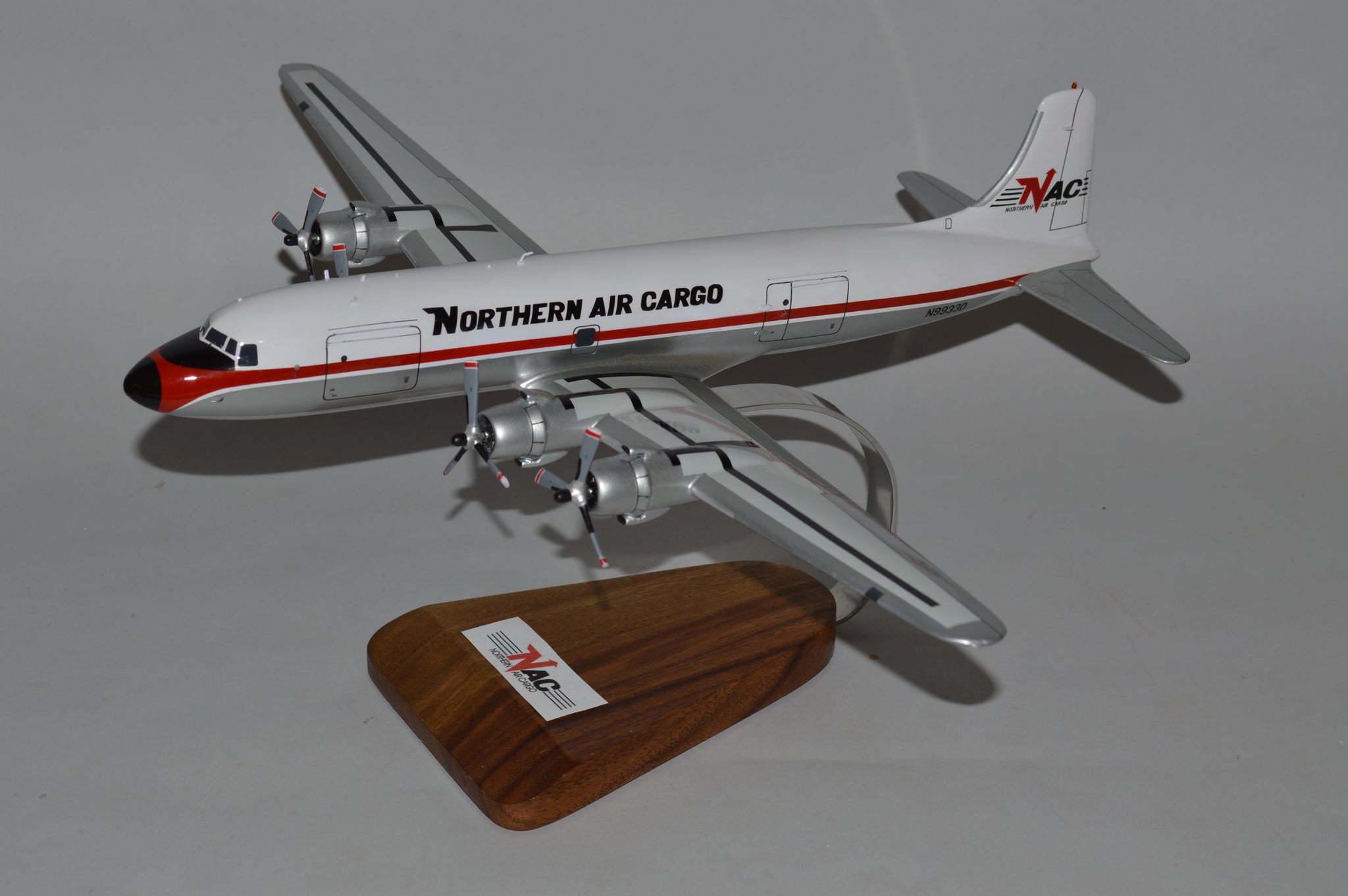 Douglas DC-6 Northern Air Cargo