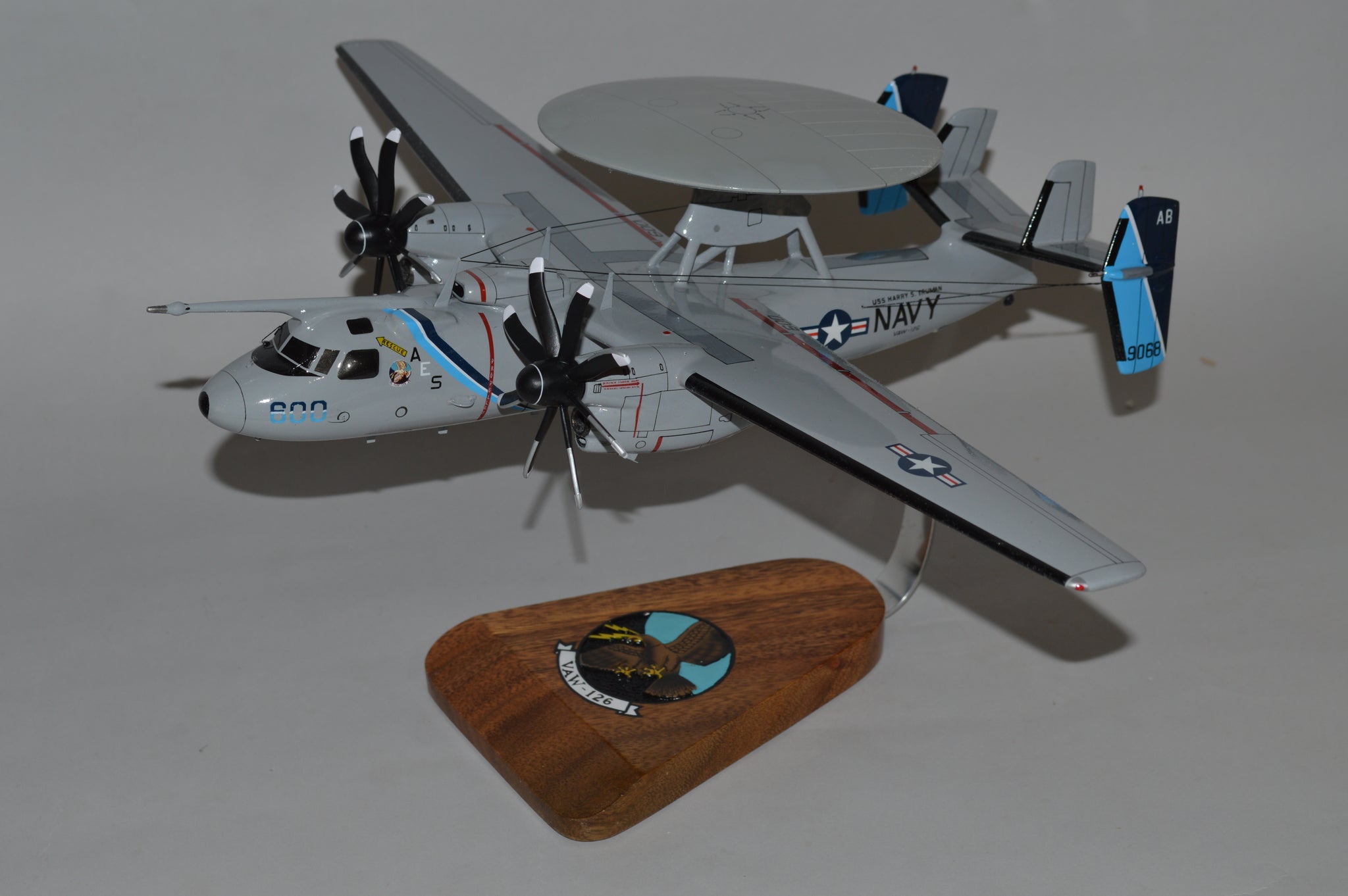 Grumman E-2D Hawkeye VAW-126