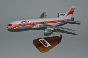 Lockheed L-1011 PSA airplane model