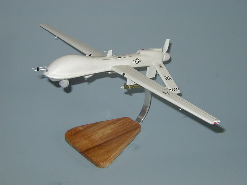 MQ-1 Predator UAV scale airplane model