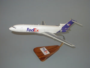 Boeing 727 FedEx airplane model