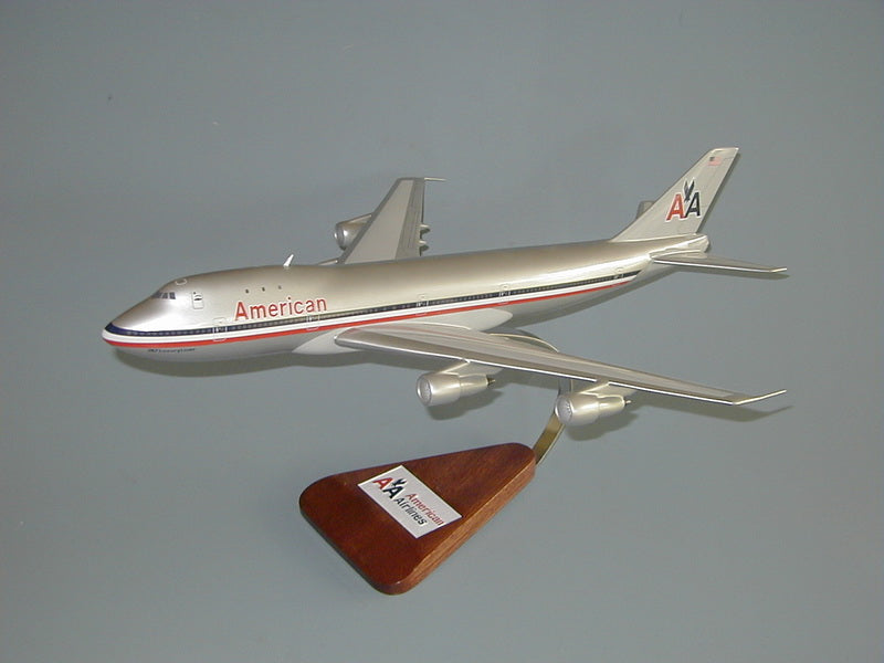 Boeing 747 / American