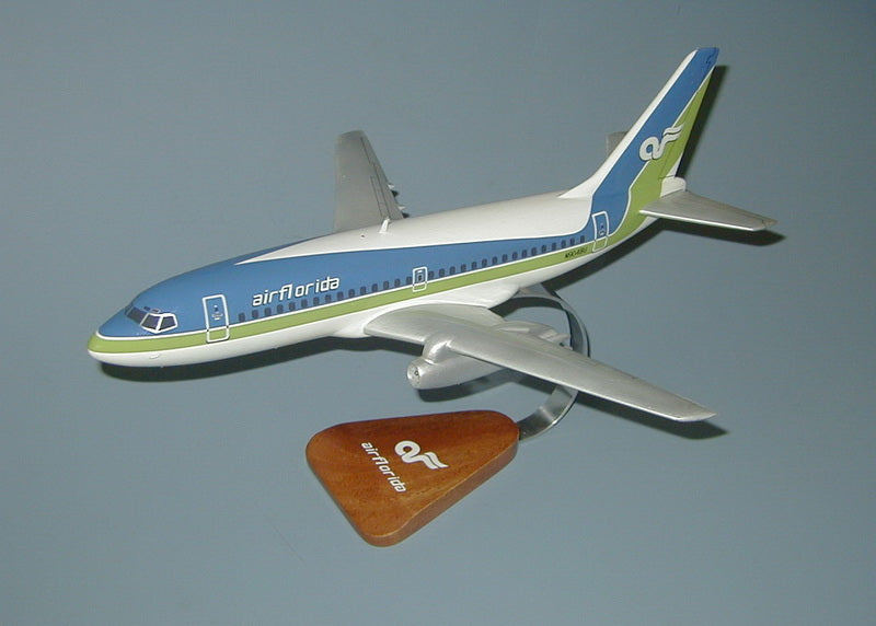 737-200 Air Florida Airlines model airplane