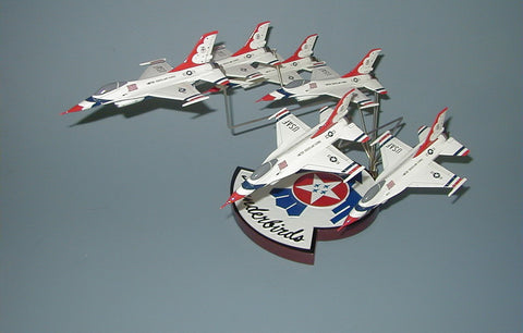 F-16 Falcon - Thunderbirds Formation