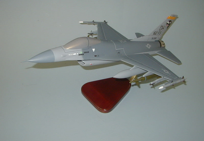 F-16C Falcon Ohio ANG (Large model)