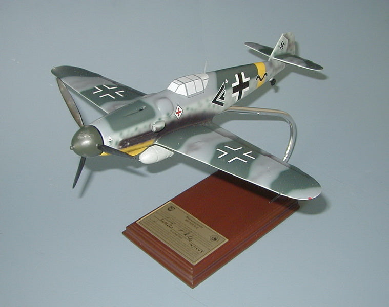 Messerschmitt Me-109 (signed)
