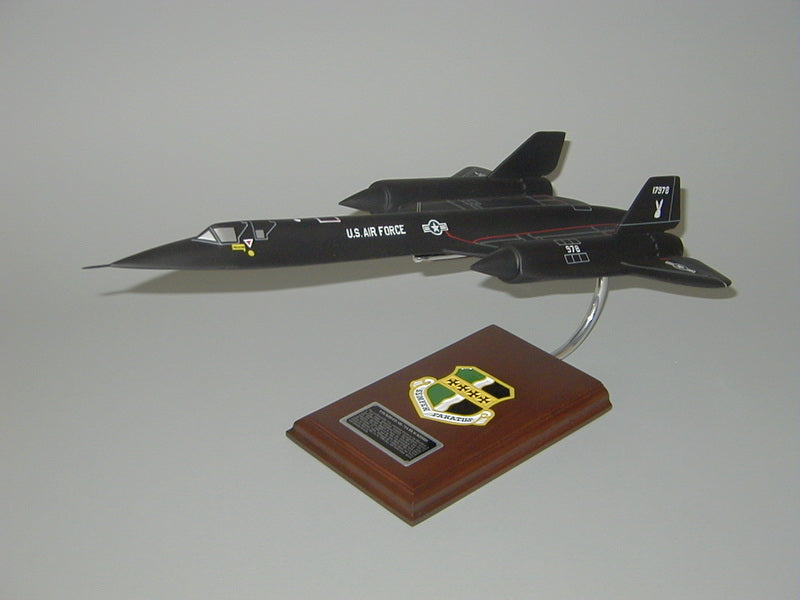 SR-71 Blackbird USAF model airplane
