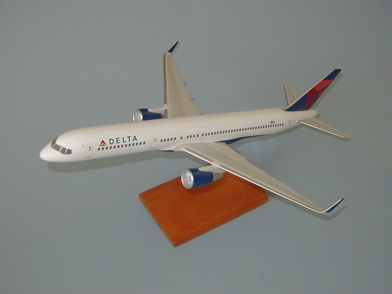 Delta Airlines 757 airplane model