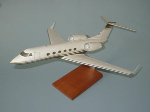 Gulfstream desktop display model airplane