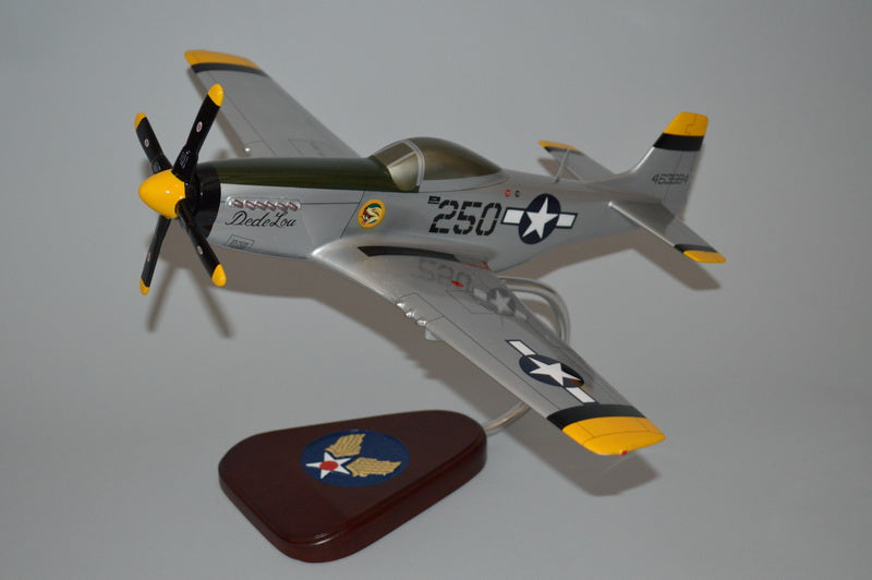 P-51D Mustang "De De Lou"