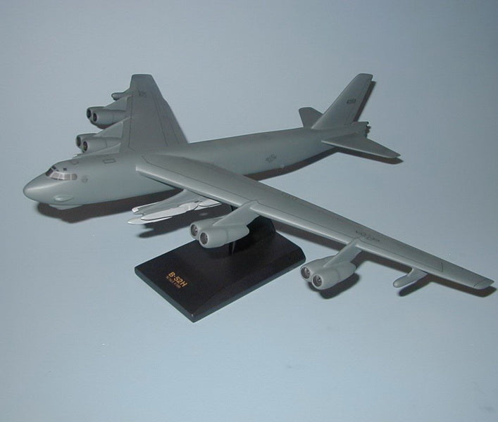 Boeing B-52H airplane model