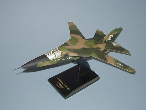 F-111 Aardvark USAF fighter bomber model airplane