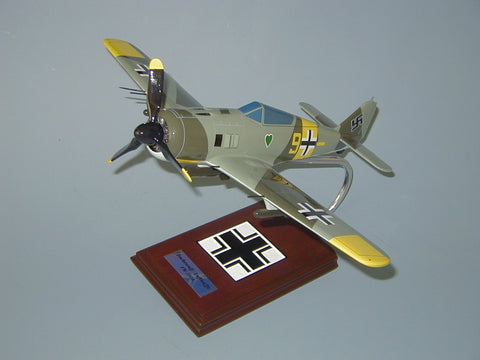 Focke Wulf FW-190 Luftwaffe airplane model
