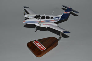 PA-44 Seminole ATP model airplane