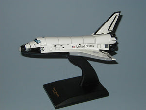 Space Shuttle Orbiter Model / Medium