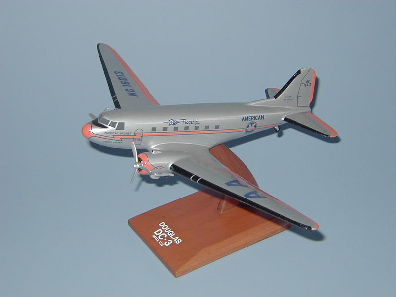 Douglas DC-3 / American