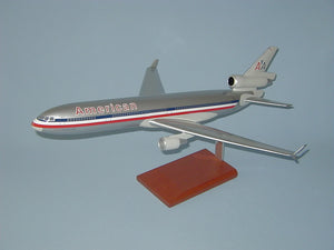 American Airlines MD-11 model airplane airliner