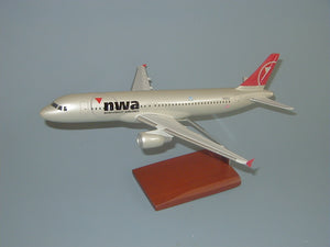 Northwest Airlines A320 model
