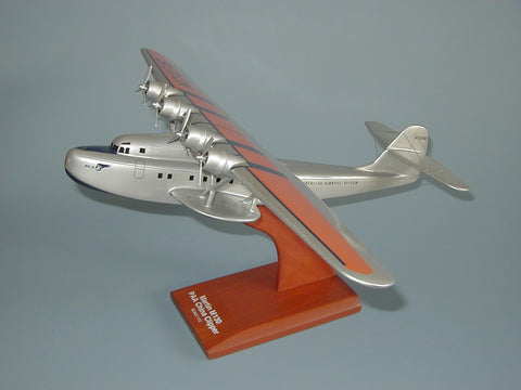 M-130 China Clipper Pan Am model