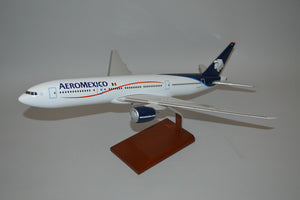AeroMexico 767 model airplane