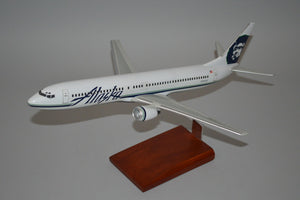 737-900 Alaska Airlines model