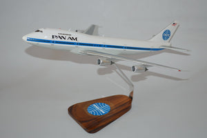 Pan Am 747 model plane