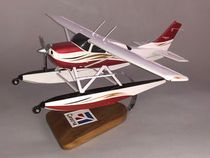 Cessna 206 floatplane airplane mdoel