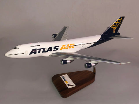 747 Atlas Air model airplane