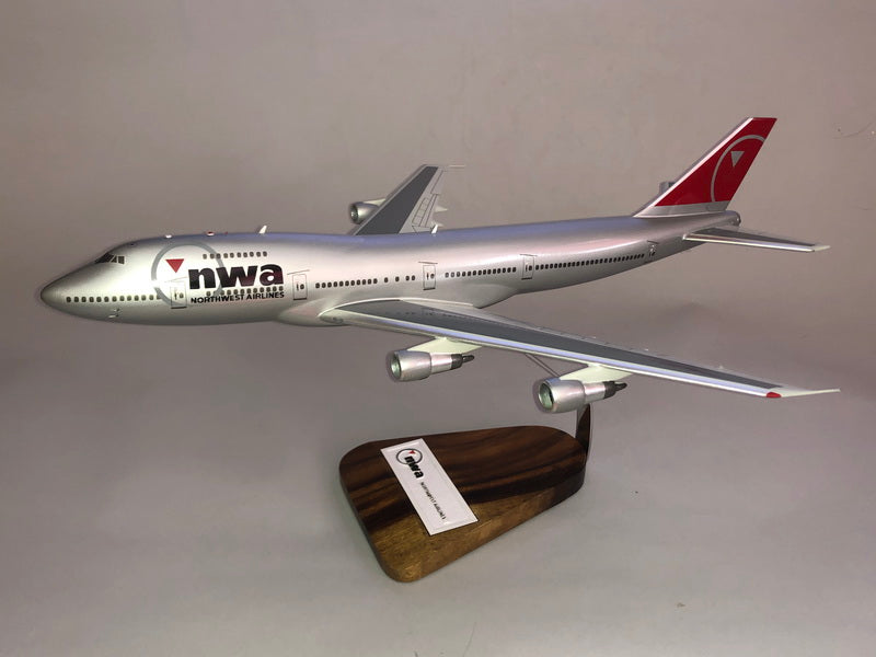 Northwest Airlines 747 airplane model