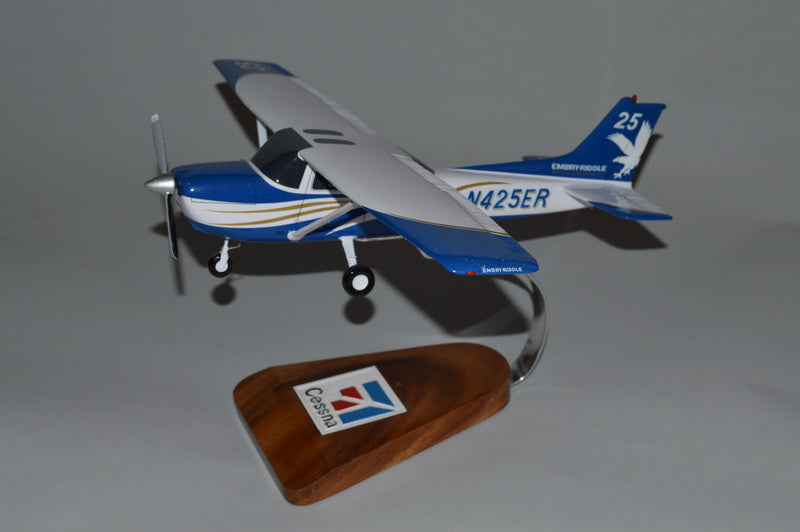 Embry Riddle Cessna airplane model