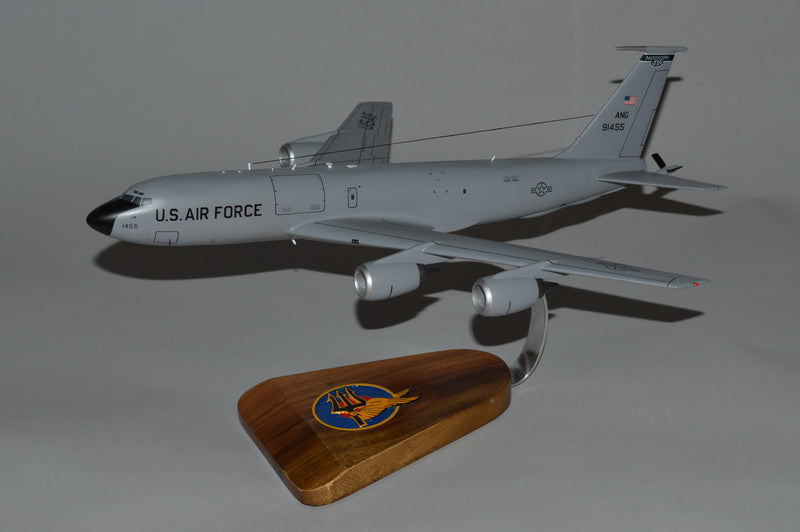 KC-135 Tanker 186 Wing model plane