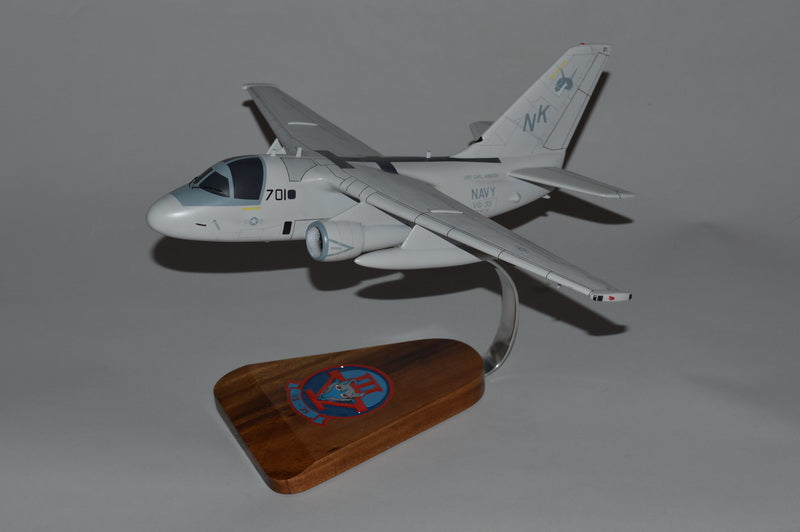 S-3 Viking VS-35 model airplane