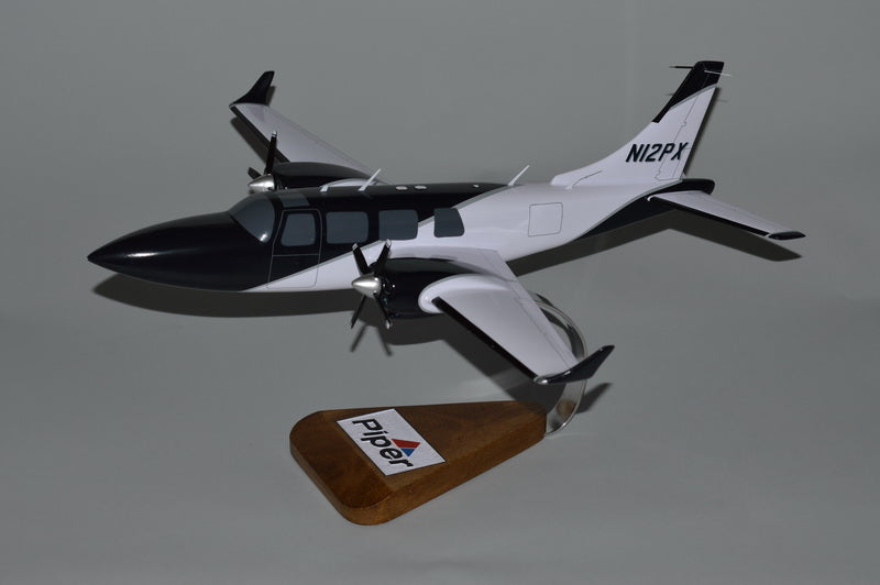 Piper PA-60 Aerostar model