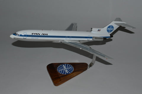 Pan Am Boeing 727 airplane model
